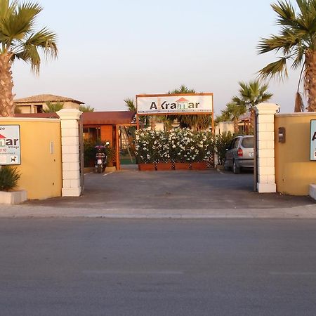 Akramar Village San Leone Rum bild