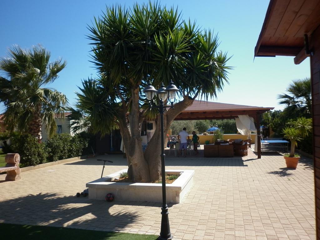 Akramar Village San Leone Rum bild